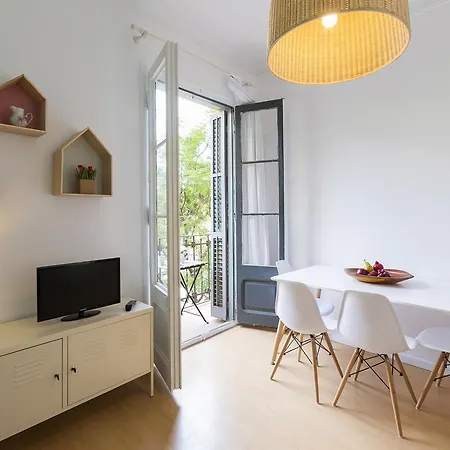 Cozy Flat With Unbeatable Views To Sagrada Familia Apartment