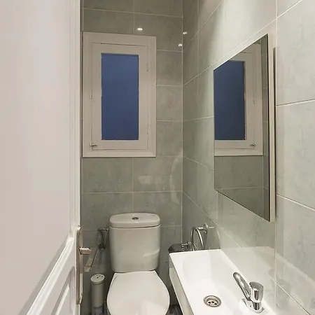 Cozy Flat With Unbeatable Views To Sagrada Familia バルセロナ