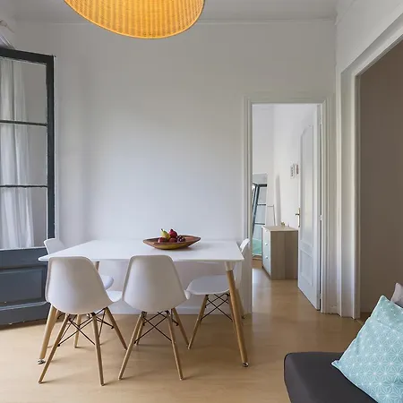 Cozy Flat With Unbeatable Views To Sagrada Familia バルセロナ