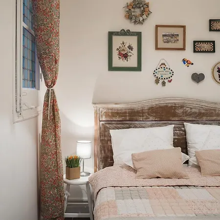 Cozy Flat With Unbeatable Views To Sagrada Familia バルセロナ